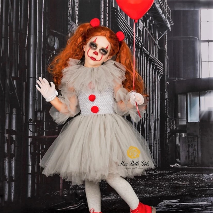 Halloween Decorations Girls IT Movie Inspired Pennywise Scary Clown Halloween Costume