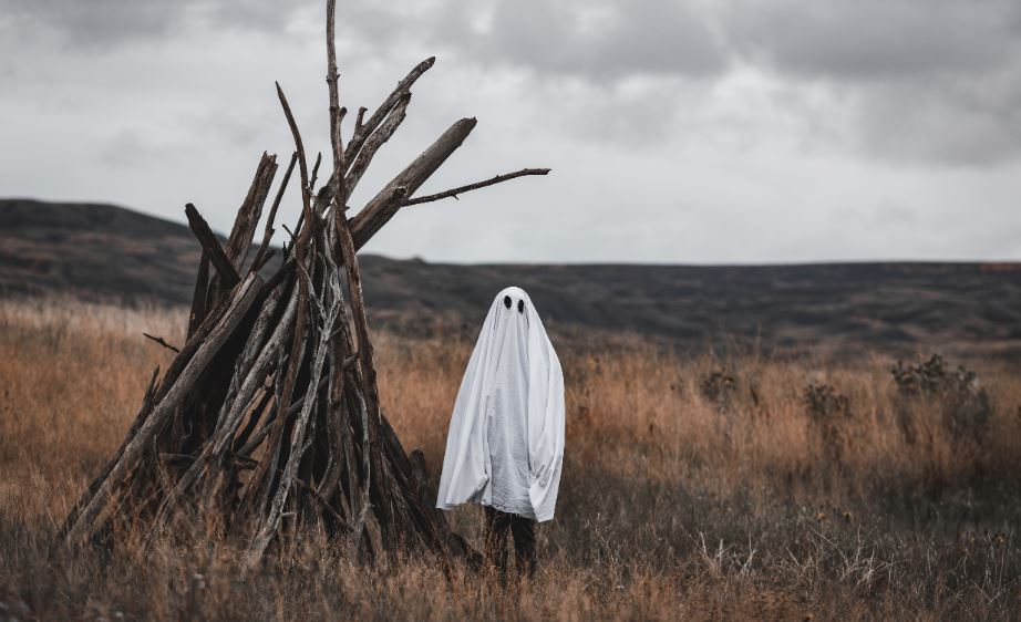 ghost halloween costume ideas