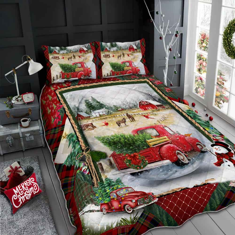 Beautiful Road Red Truck Christmas Quilt Bedding Set
