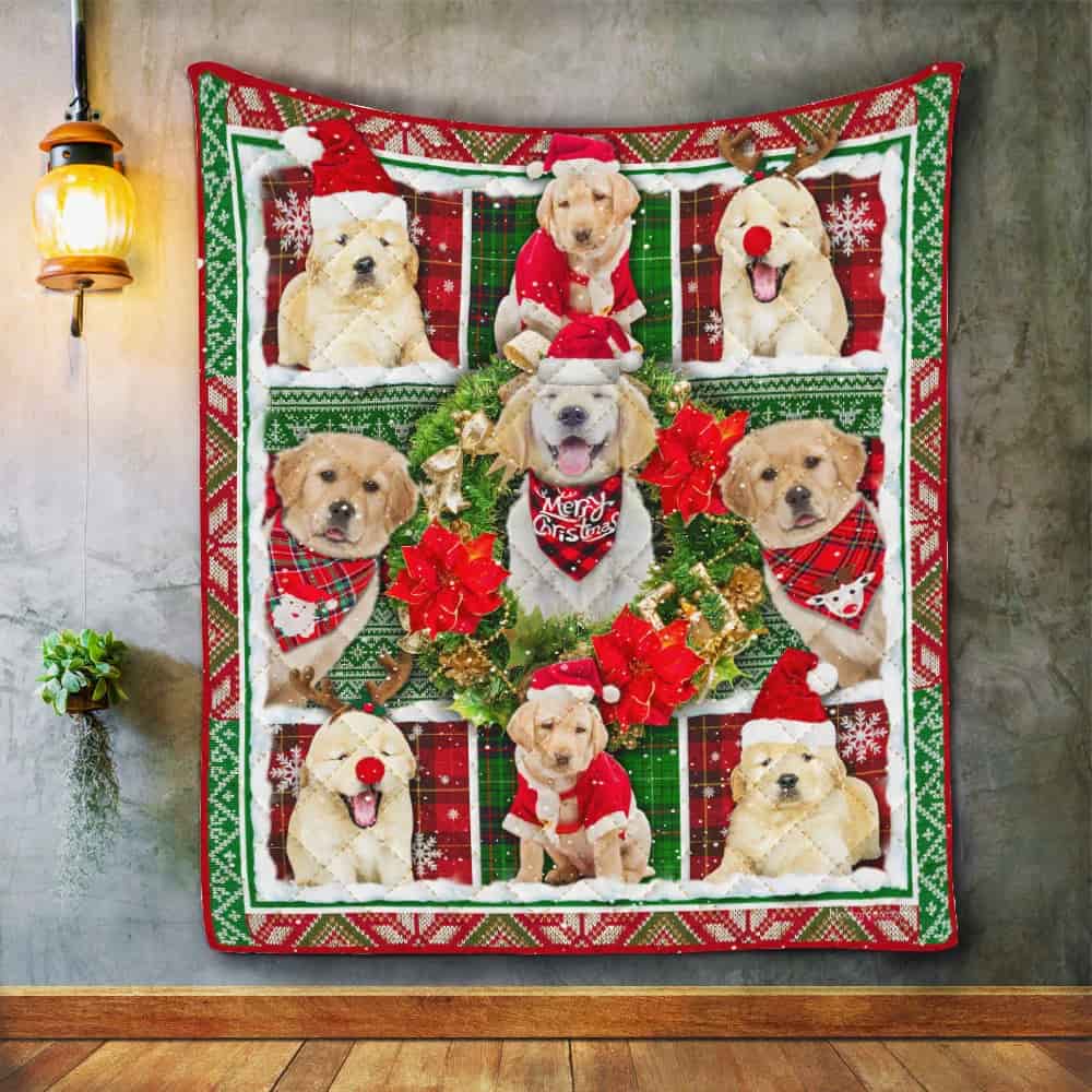 Golden Retriever Dog Merry Christmas Quilt