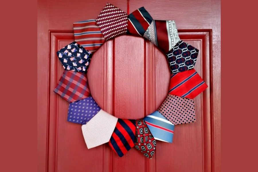 patriotic necktie wreath